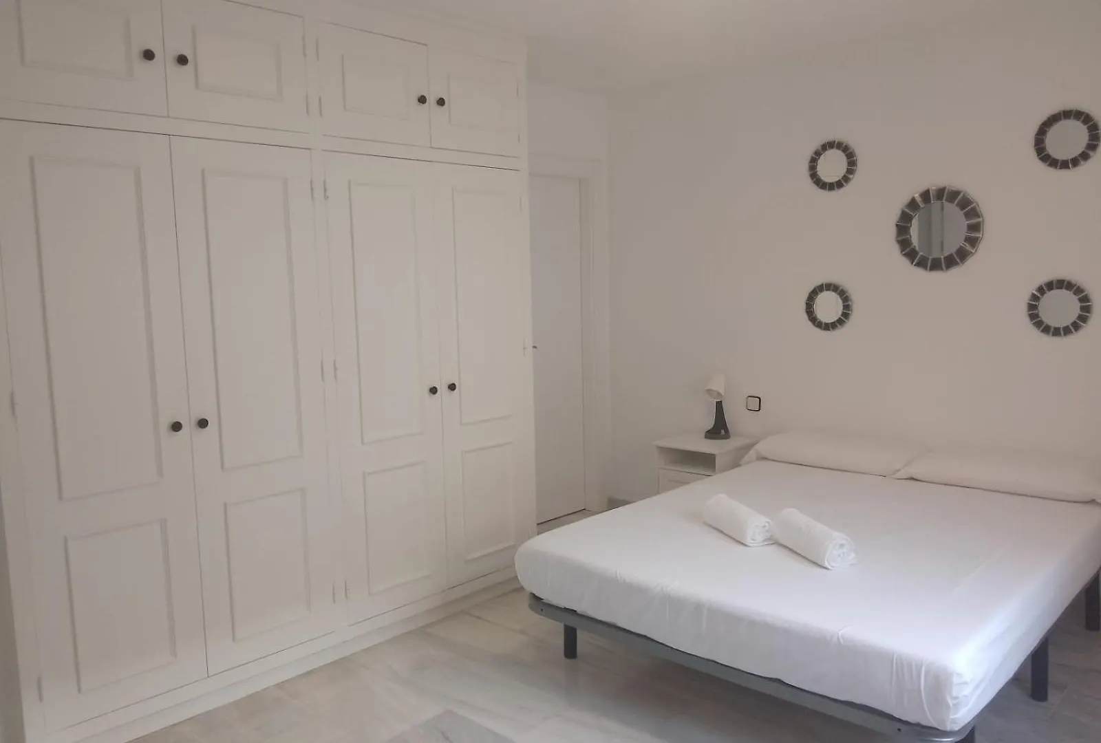 Fuengirola Puerto 2 Room & Parking