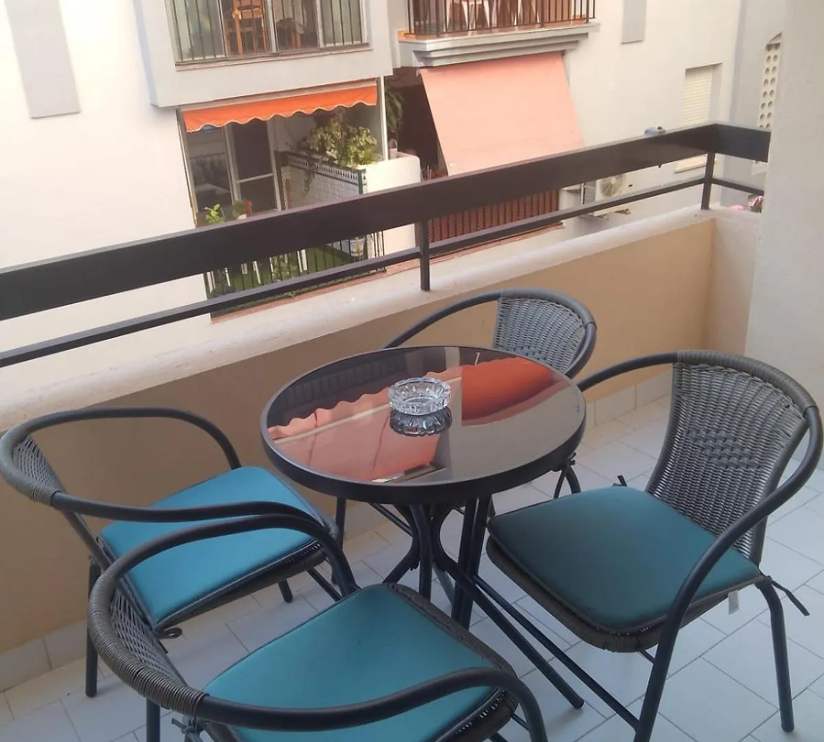 Fuengirola Puerto 2 Room & Parking